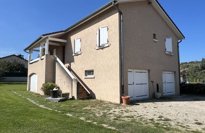 Maison T4 avec grand terrain — photo 2