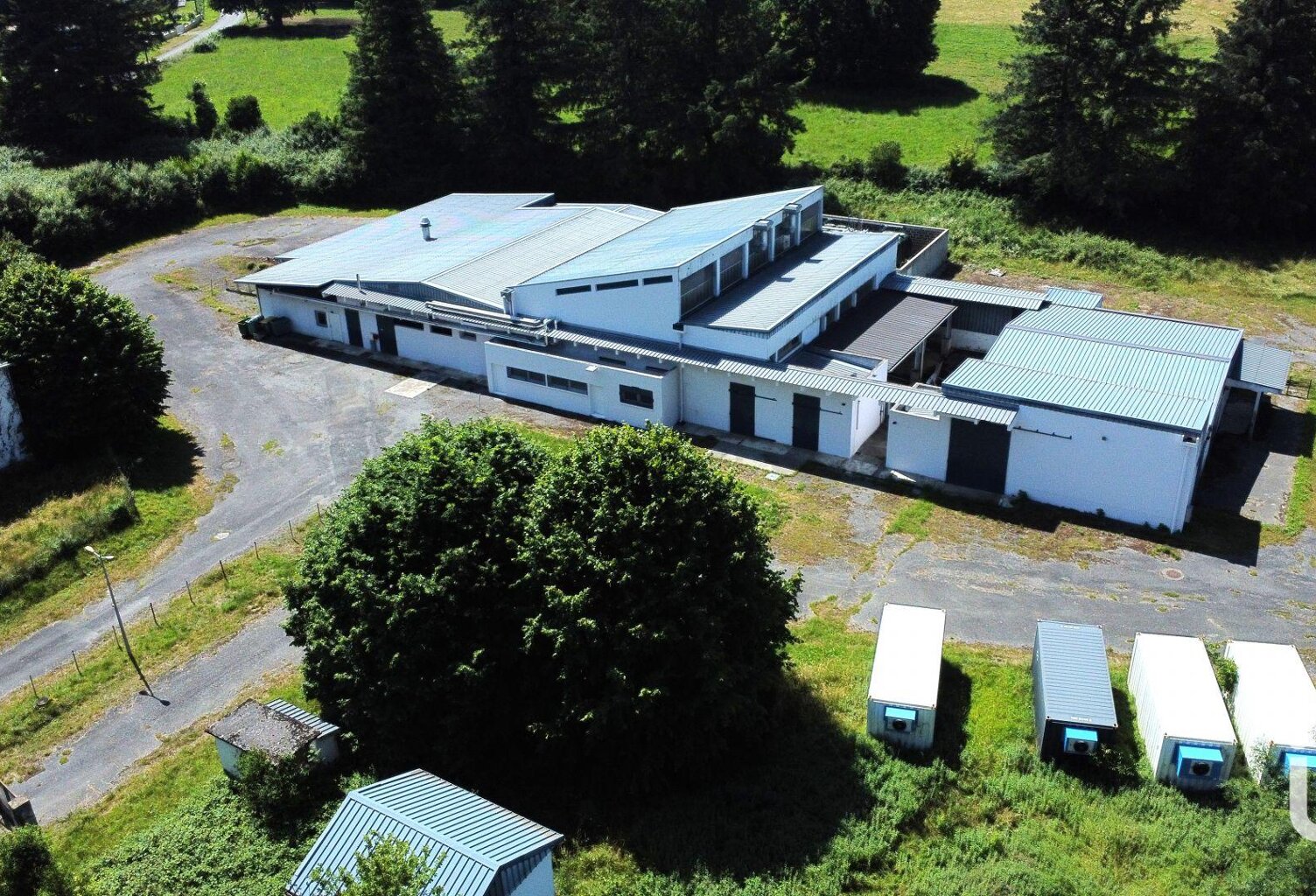 Vente Local d'activités 350 m&sup2; — photo 1