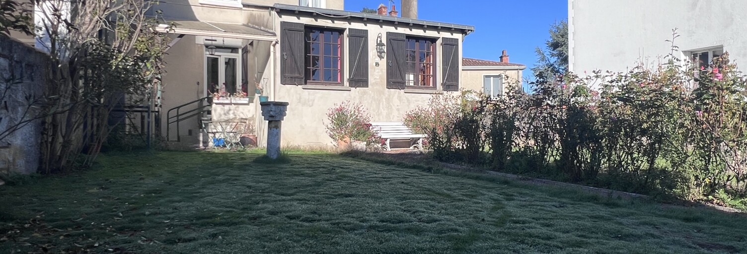 Maison 4 Pièces 95 m² à vendre à Parthenay (79200)