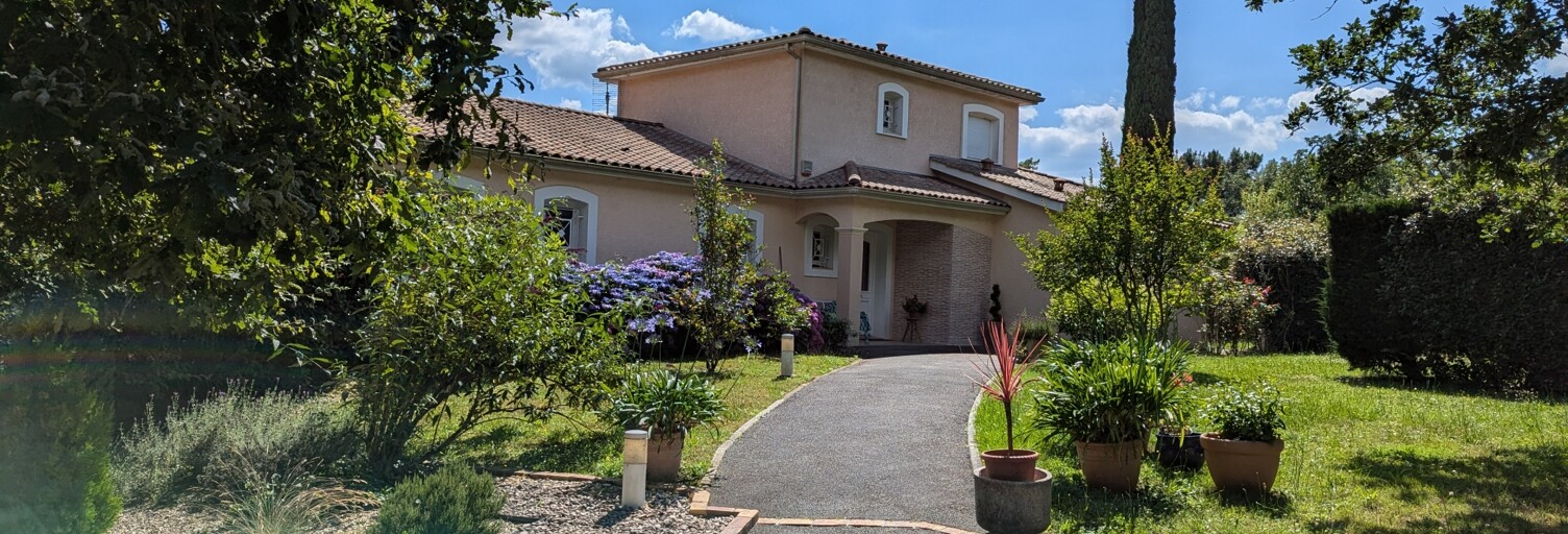 Maison 8 Pièces 267 m² à vendre à Montpon-Ménestérol (24700)