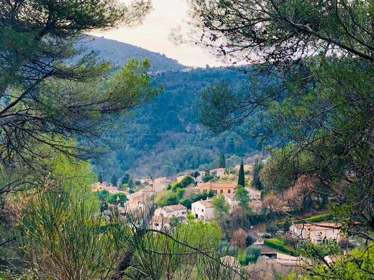 TOURRETTE LEVENS, TERRAIN CONSTRUCTIBLE DE 2378M2 EXPO OUEST — photo 1