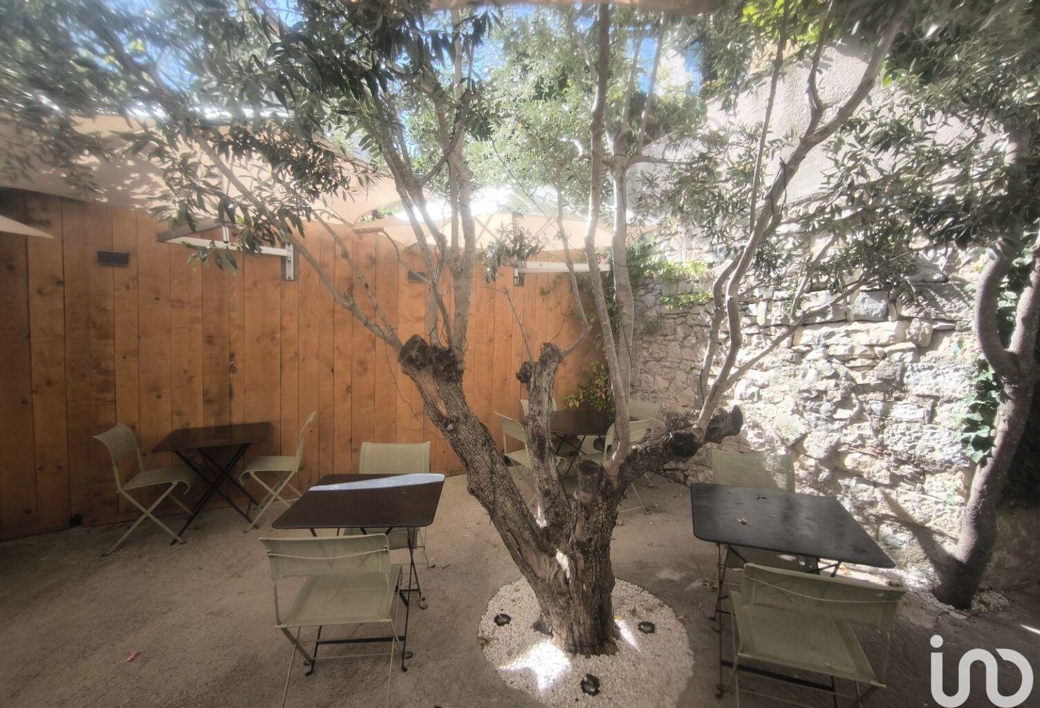 Vente Restaurant 160 m&sup2; — photo 1