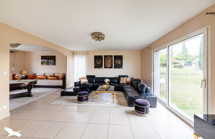 Vente maison 6 pièces 133 m² Agen (47000) — photo 2