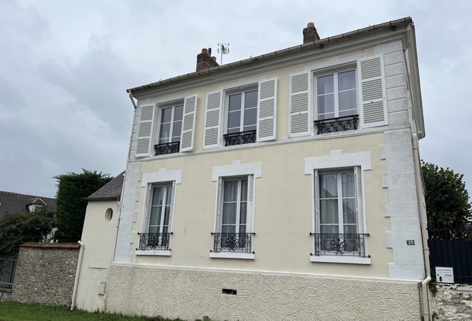 Vente maison 6 pièces 105 m² Neuilly-en-Vexin (95640) — photo 1
