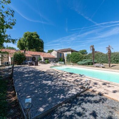 Maison 10 pièces 495000 €