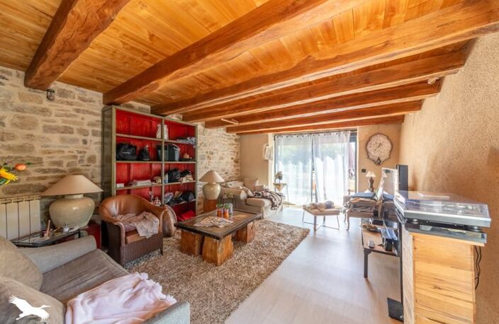 Maison en pierre de 10 pièces principales — photo 3