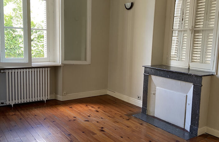 Exclusivité - Tarbes centre, Jardin Massey, quartier Ferrere - Maison de caractère — photo 3