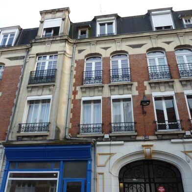 Appartement 3 pièces 209600 €