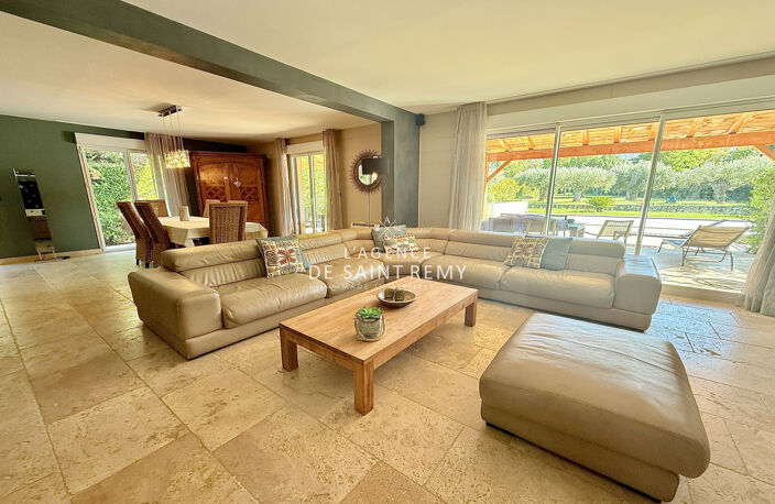 À vendre - Propriété atypique avec fort potentiel locatif à Sa — photo 4