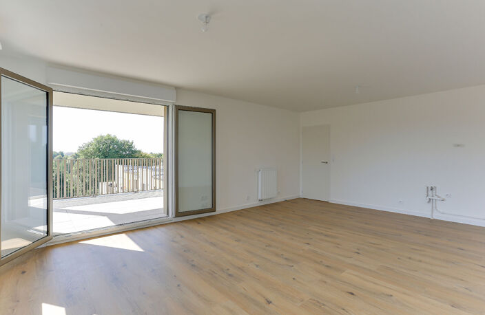 CHANTEPIE Appartement  4 pièces avec terrasse bien exposée — photo 2