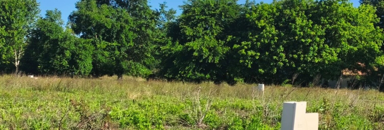 Terrain  741 m² à vendre à Saugnac-et-Cambran (40180)