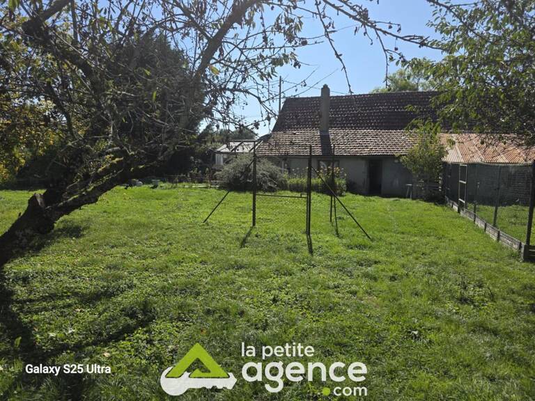 CHALIVOY MILLON : Charmante maison édifiée sur 892 m2 de ter — photo 1