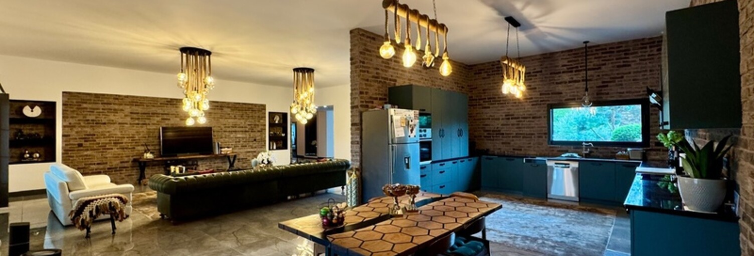 Maison 9 Pièces 531 m² à vendre à Solesmes (72300)