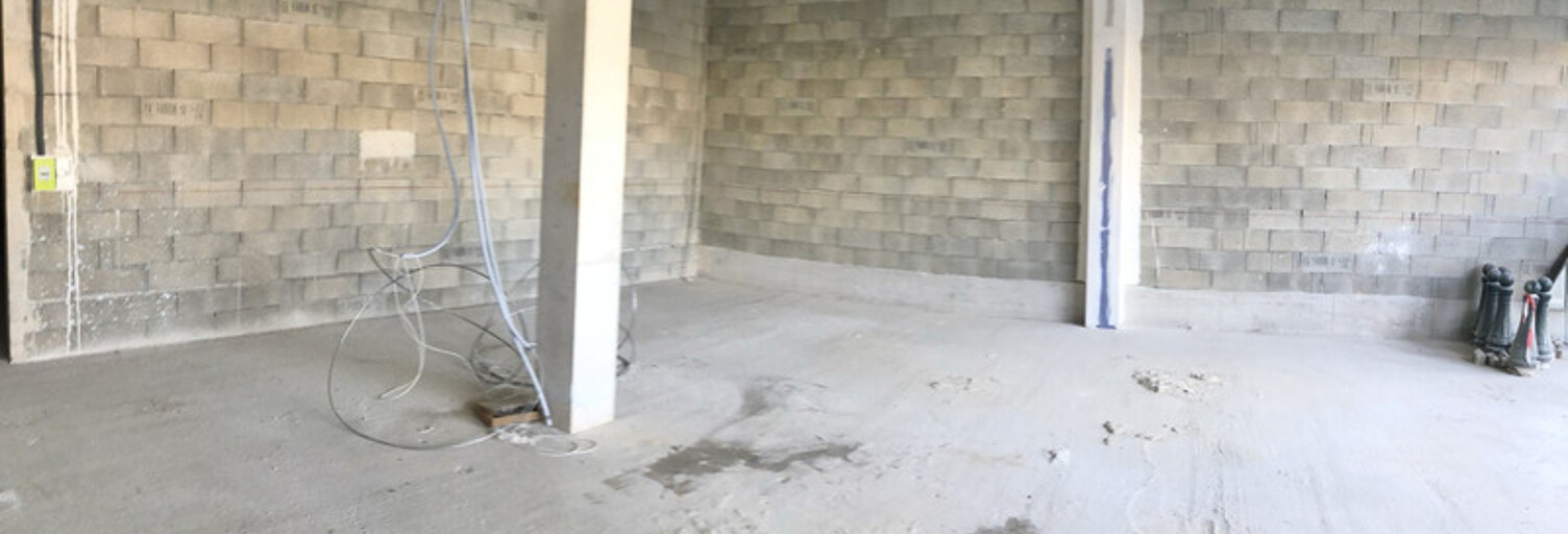 Commerce 1 Pièce 131 m² à louer à Six-Fours-les-Plages (83140)