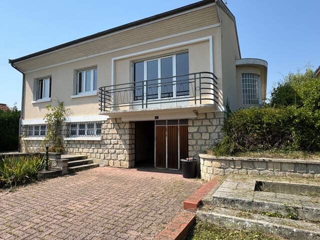 REMARQUABLE MAISON, 4 CHAMBRES & GRAND JARDIN CLOS — photo du bien