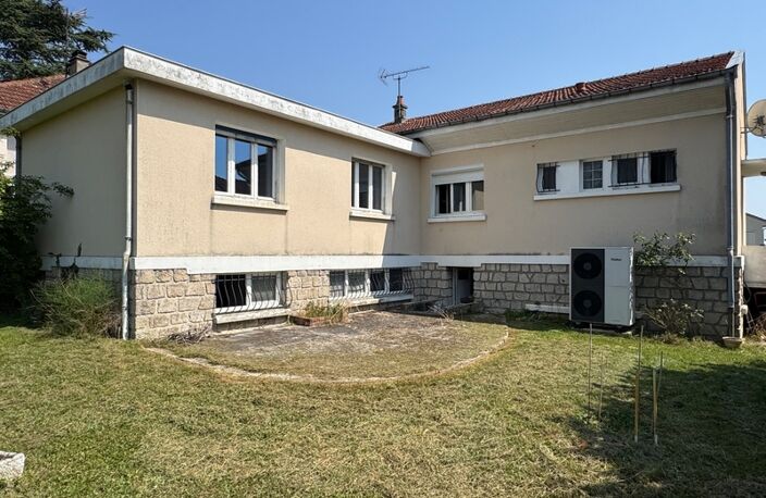 REMARQUABLE MAISON, 4 CHAMBRES & GRAND JARDIN CLOS — photo 2