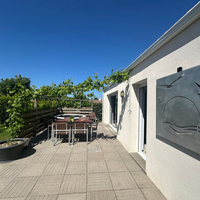 Maison 6 pièces 327600 €