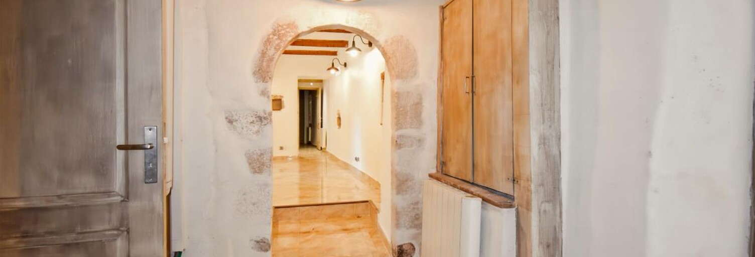 Maison 5 Pièces 177 m² à vendre à Dions (30190)