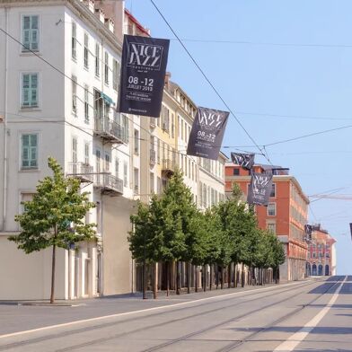 Appartement 1 pièces 210000 €