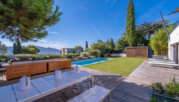 Villa / Maison 5 pièces  à vendre Marseille 8eme 13008