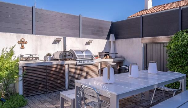 Villa / Maison 5 pièces  à vendre Marseille 8eme 13008