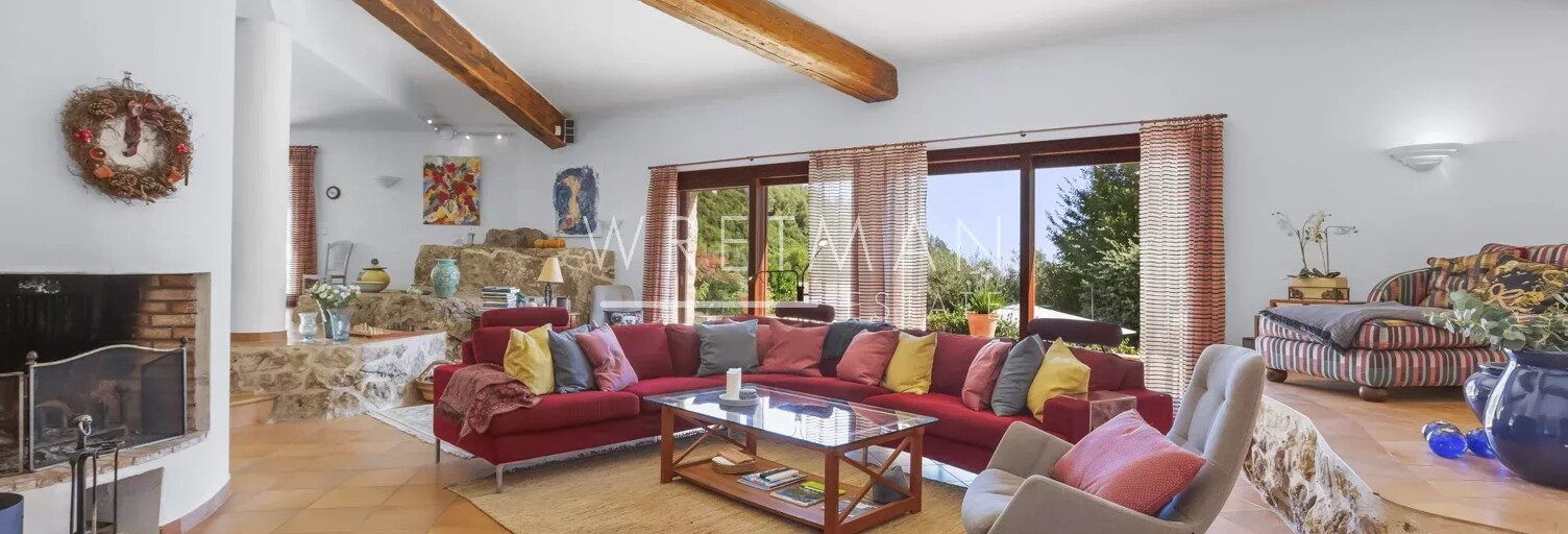 Maison 5 Pièces 230 m² à vendre à Tourrettes-sur-Loup (06140)