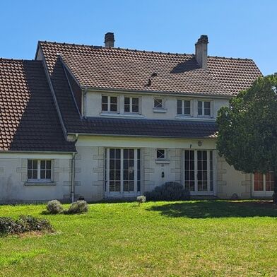 Maison 8 pièces 230000 €