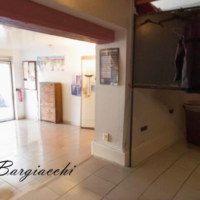 Immeuble  118500 €