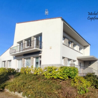 Maison 8 pièces 289000 €