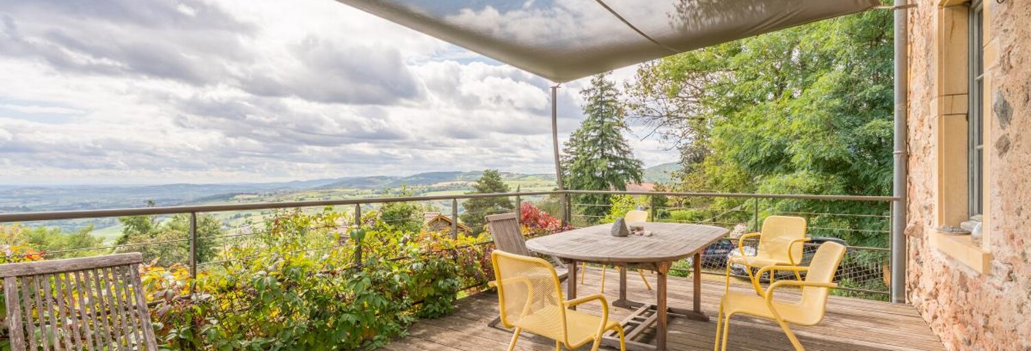 Maison 7 Pièces 176 m² à vendre à Montmelas-Saint-Sorlin (69640)