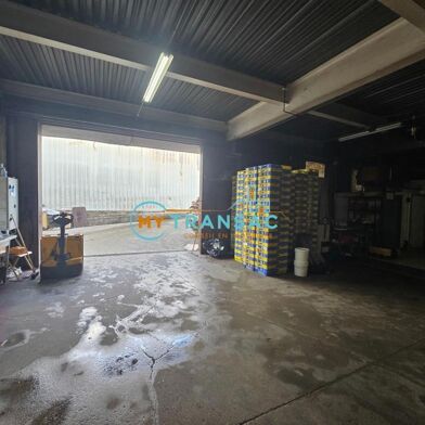 Local industriel  3300 €