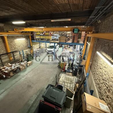 Local industriel  750000 €