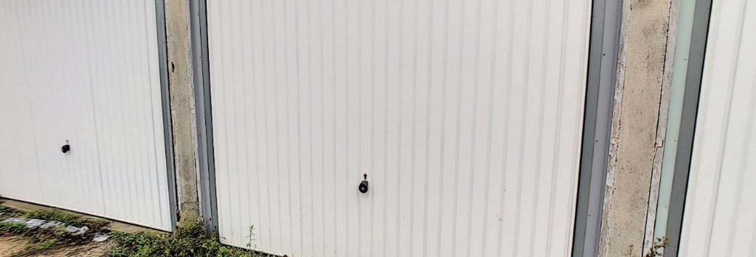 Garage   m² à louer à Orléans (45000)