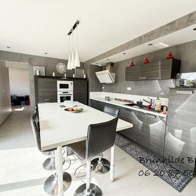 Maison 8 pièces 364900 €