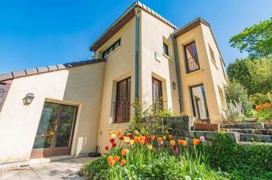 Maison 8 pièces 379000 €