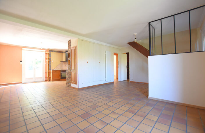 MAISON 130 m2 à vendre   6 chambres   Terrain 772 m2   Essar — photo 3