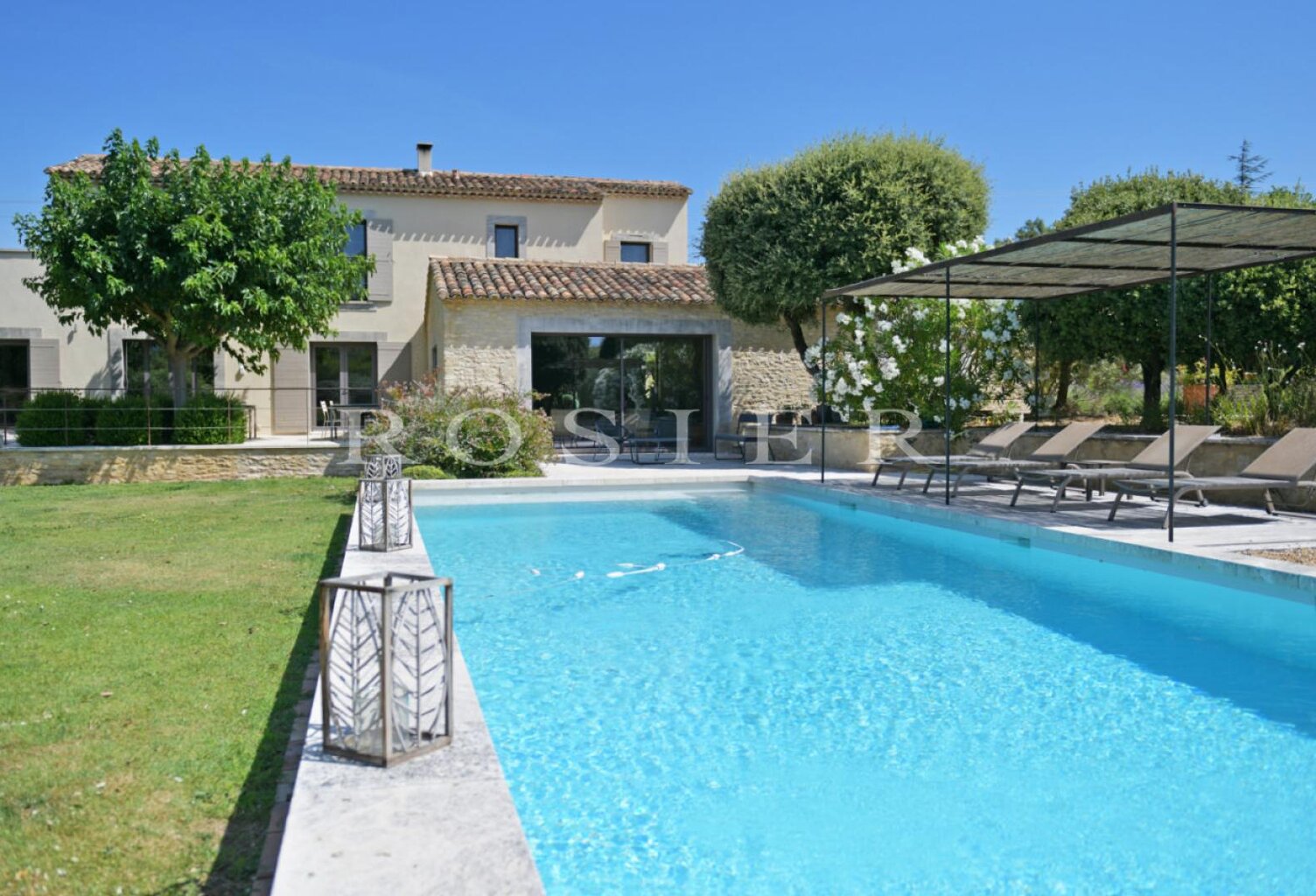 Maison d'architecte avec piscine et vues entre Gordes et Ménerbe — photo 1