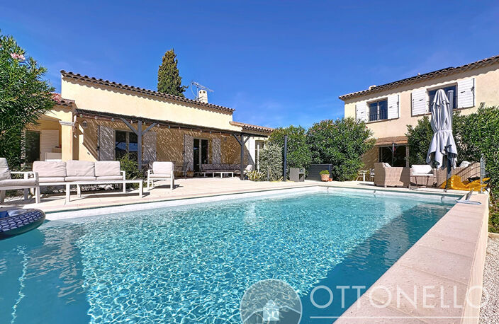 2 Villas Roquebrune Sur Argens 10 pièces 232.49 m2 sur 1550 m2 de terrain avec piscine et garage — photo 4