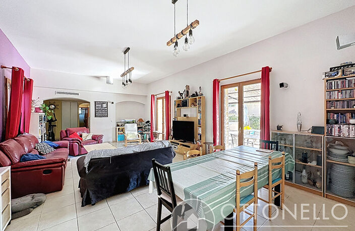 2 Villas Roquebrune Sur Argens 10 pièces 232.49 m2 sur 1550 m2 de terrain avec piscine et garage — photo 5