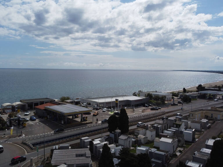 Bureaux de standing divisibles ou en plateaux complets, aux portes de Bastia — photo 1