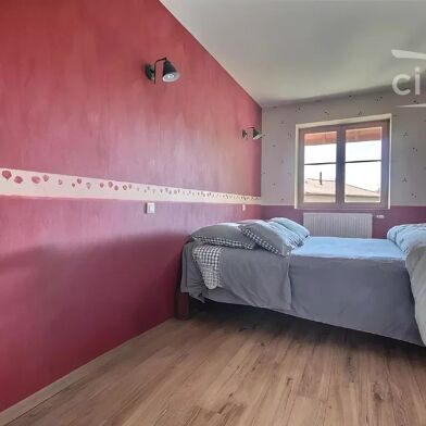 Maison 4 pièces 370000 €