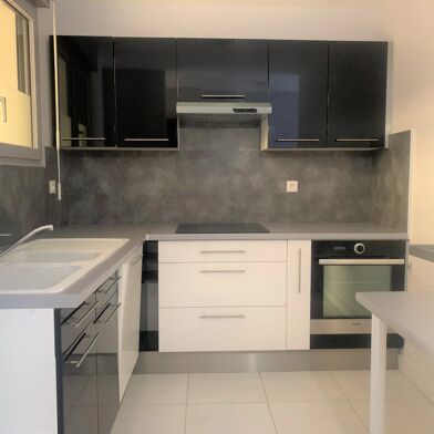 Appartement 4 pièces 600 €