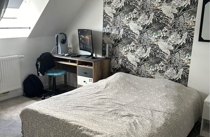 Maison familiale avec garage et jardin privatif — photo 5