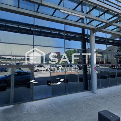 Commerce 13 pièces 648000 €