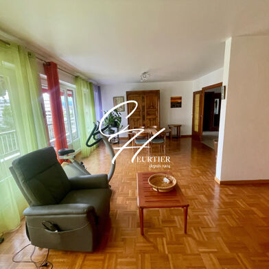 Appartement 4 pièces 169000 €