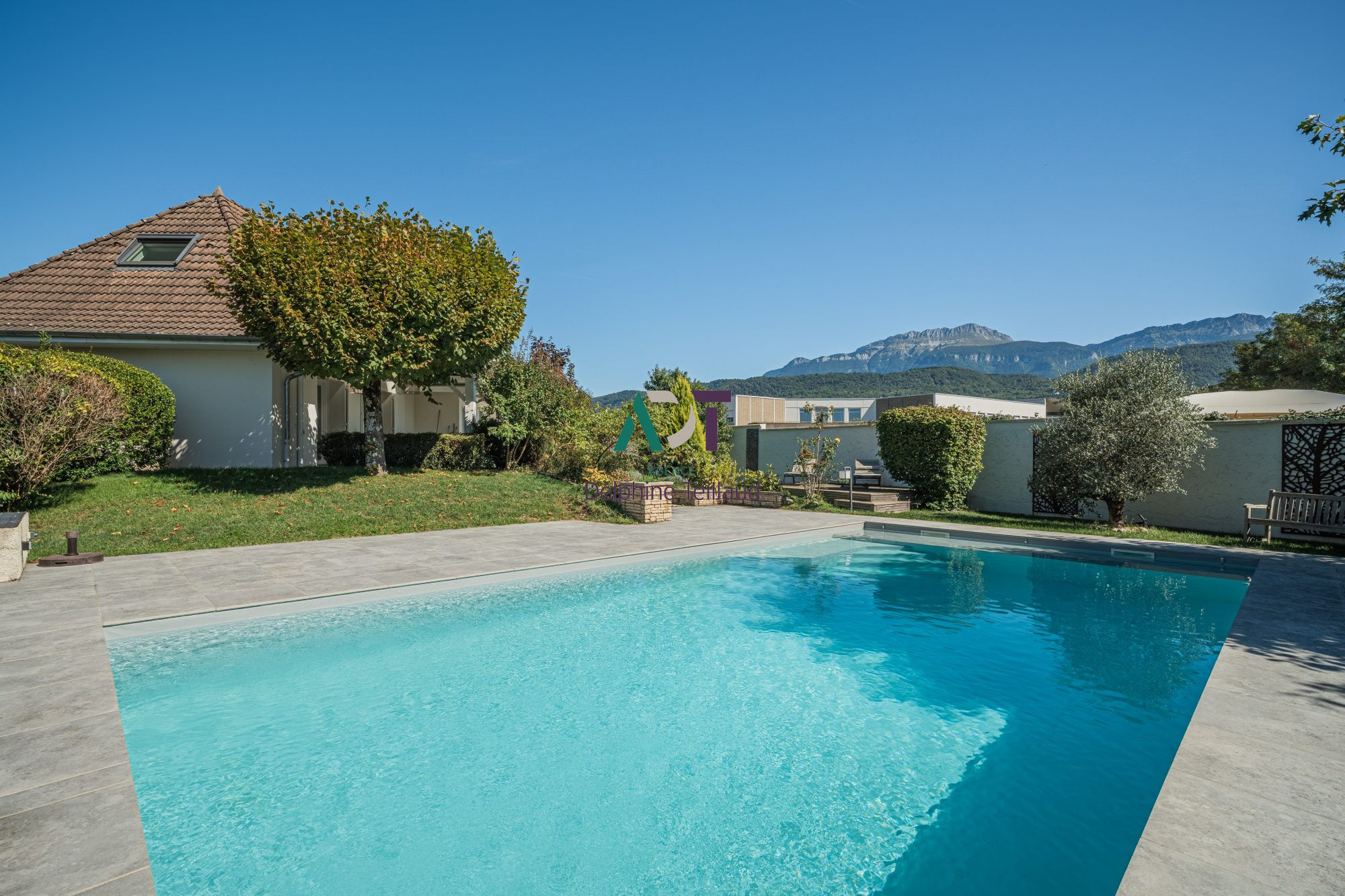 Villa / Maison  T6 à vendre Coublevie 38500