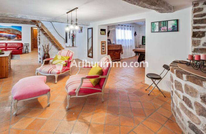 Bastide de caractère avec piscine, dépendances et rendement locatif — photo 2