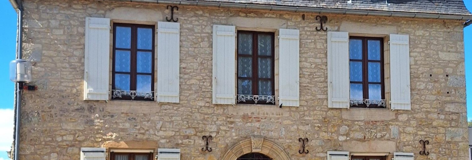 Maison 7 Pièces 186 m² à vendre à Saint-Germain-du-Bel-Air (46310)