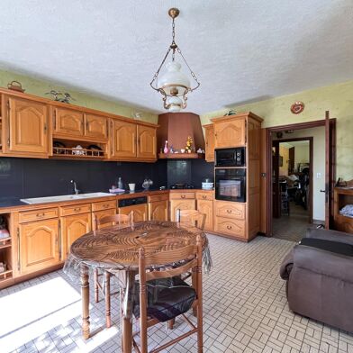 Maison 7 pièces 365000 €