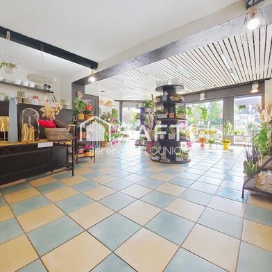 Immeuble  640000 €